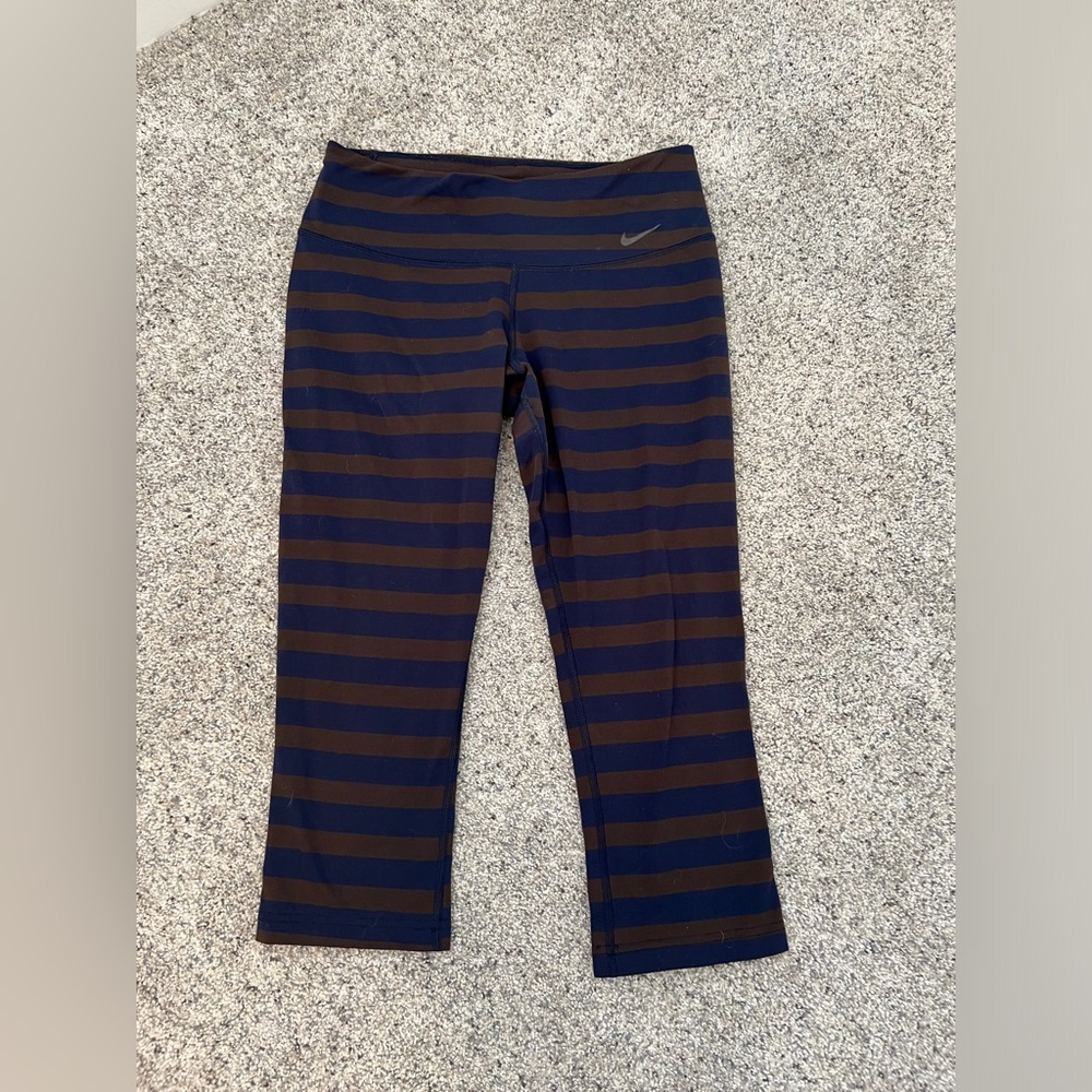 Nike brown and blue cropped leggings size small